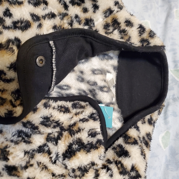 NWT Maurices animal print sweatshirt - Picture 10 of 13